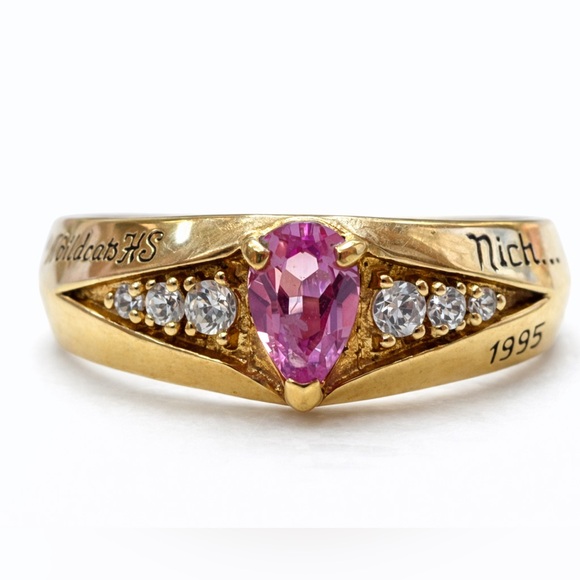 Jewelry - Vintage 1995 Class Ring Gold plated Pink Pear Stone CZ Accent Wildcats HS Size 6